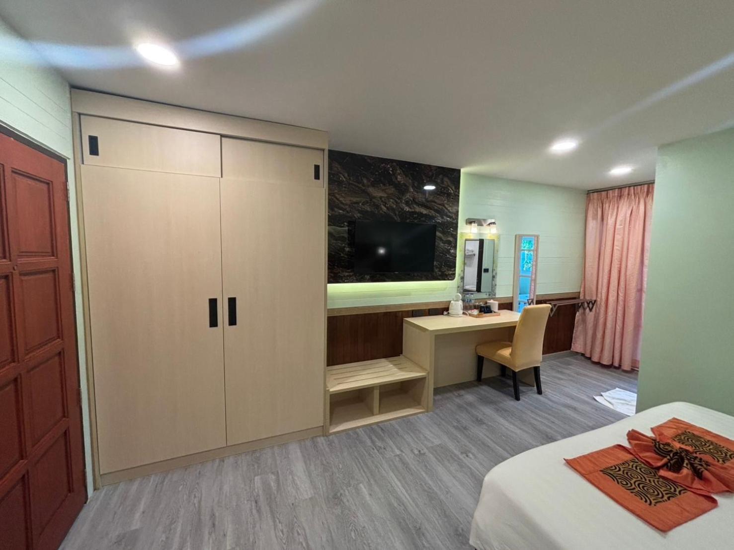 Ban Chanchay Hua Hin Exterior photo